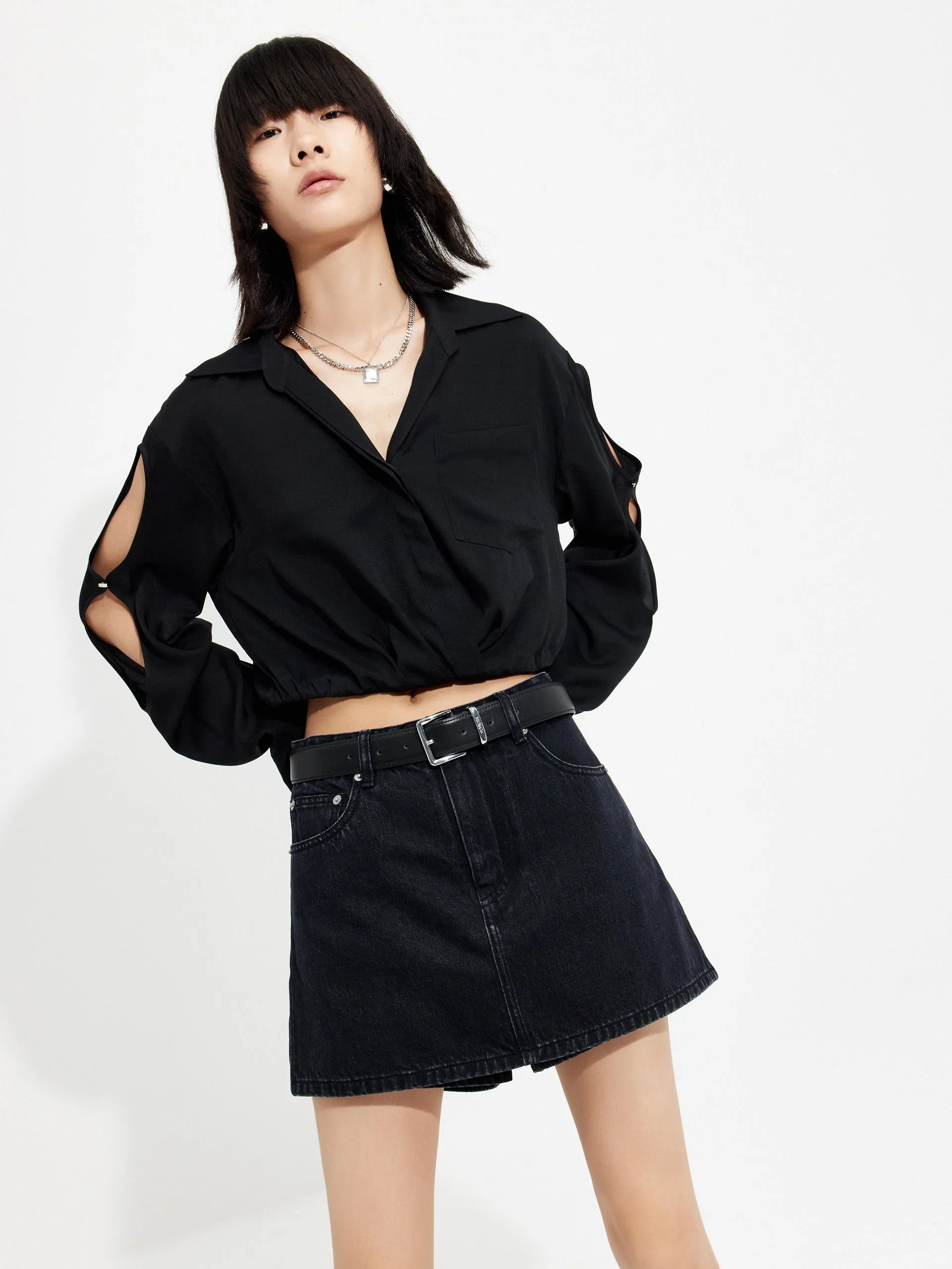 Cutout Sleeve Cropped Top