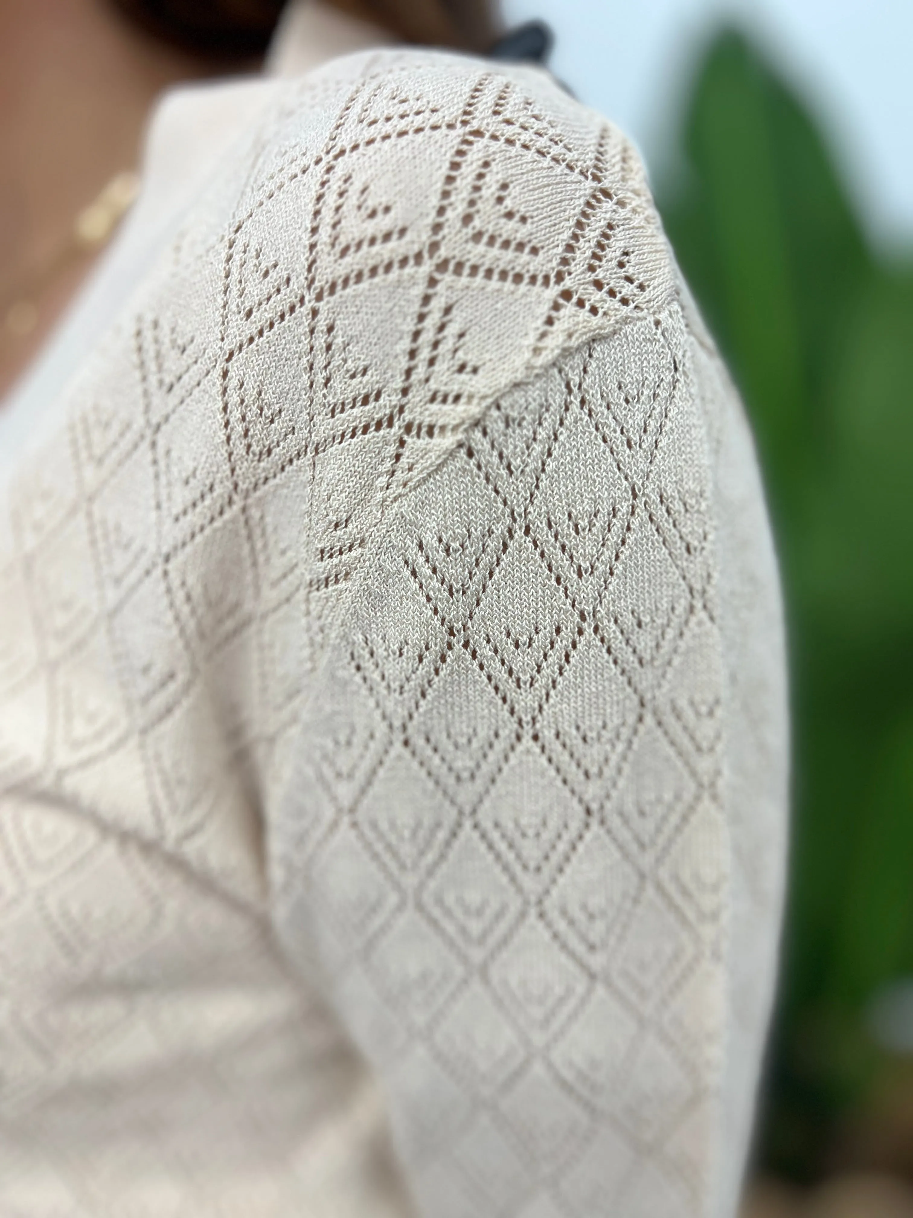 LIDIA BEIGE OPEN CARDI W/PERF PRINT