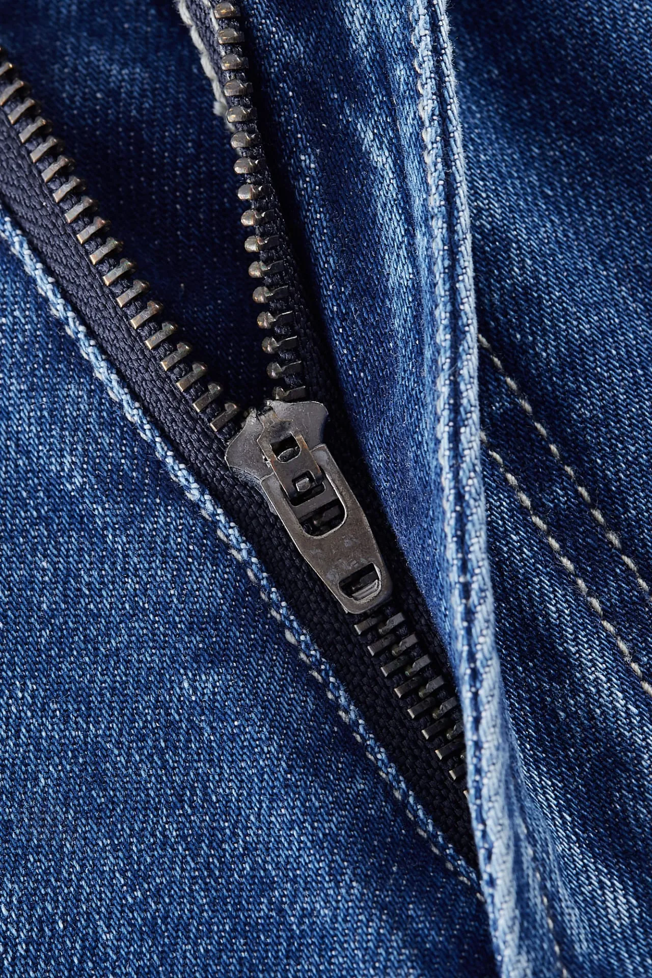 Roll up Straight Leg Jeans